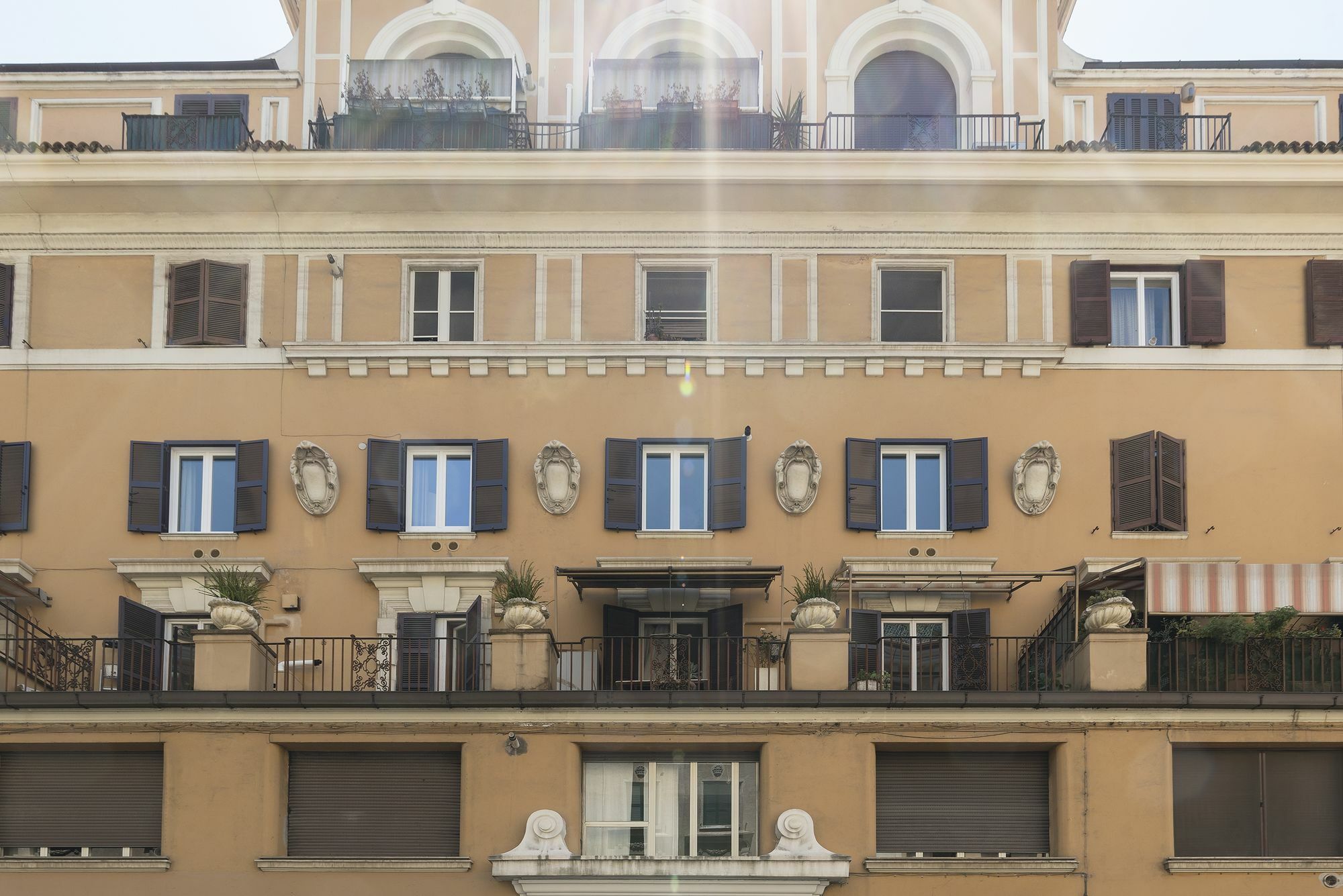 Guest Roma House Hotel Exterior photo